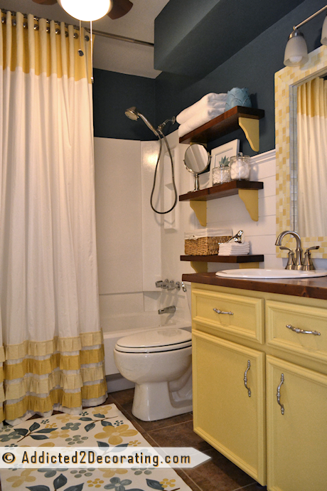 20-Day Small Bathroom Makeover – Before and After